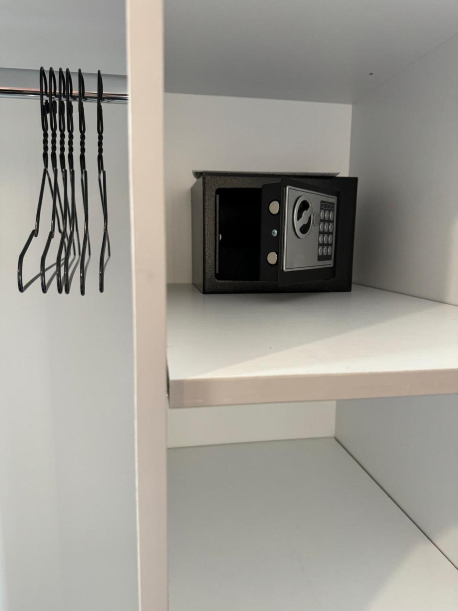 Spacious Apartment Near Monastiraki By Kozy Koala 아테네 외부 사진